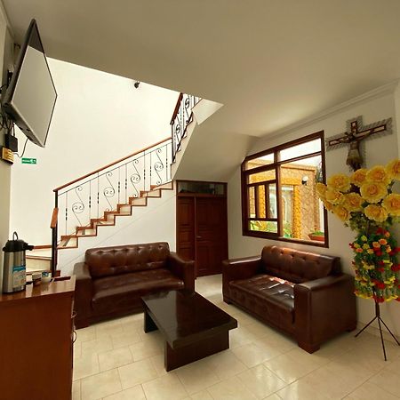 Hotel San Julian Buga Buitenkant foto