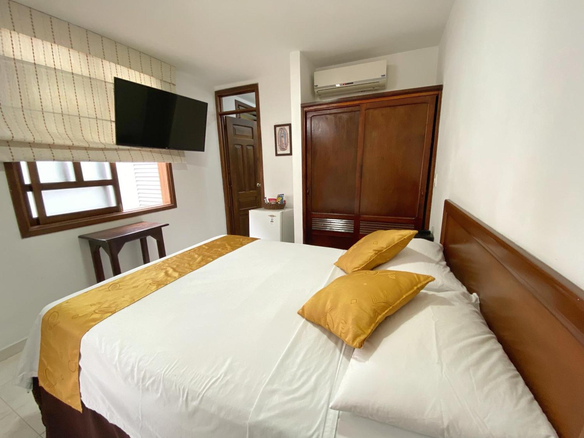 Hotel San Julian Buga Buitenkant foto