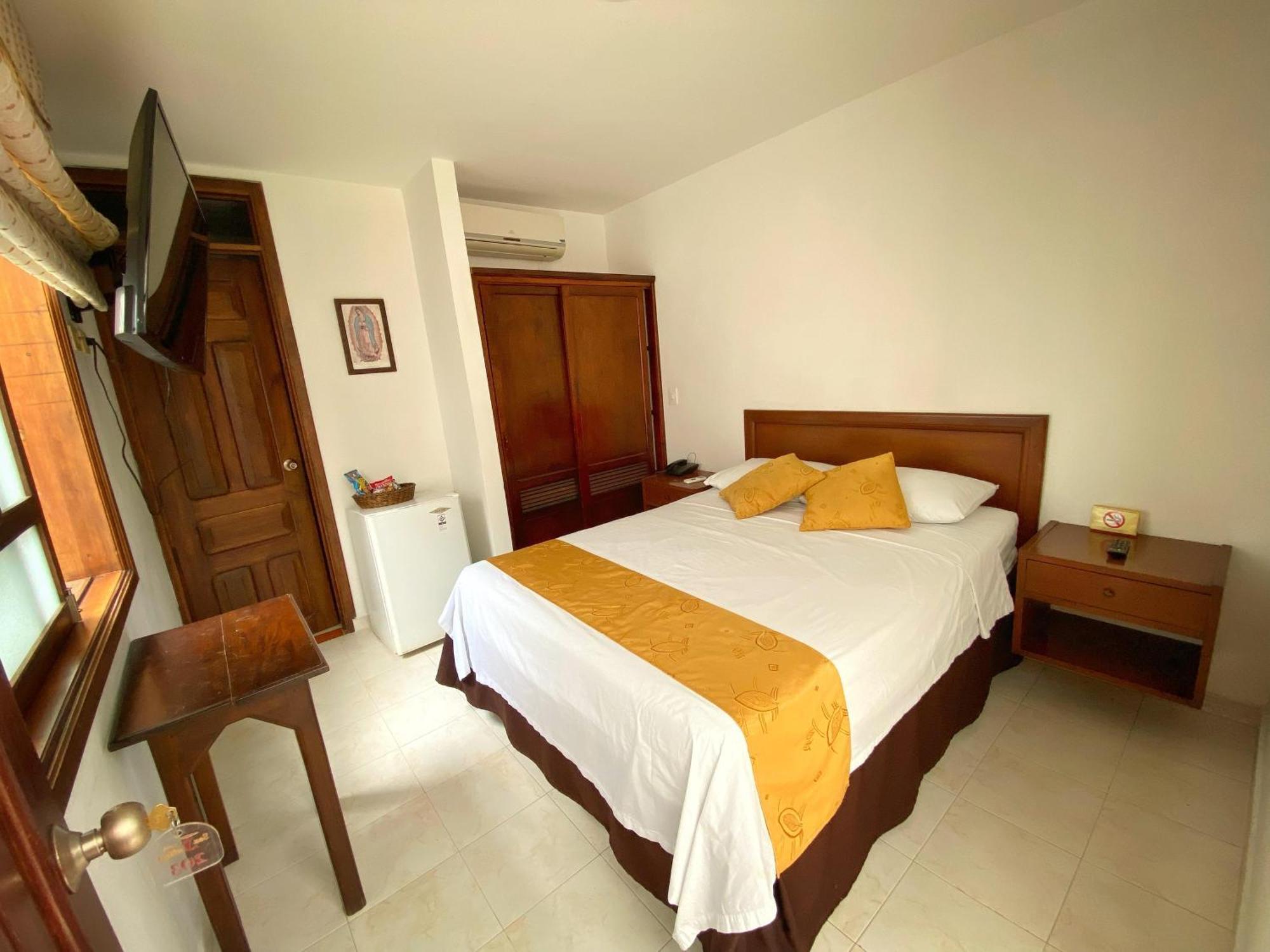Hotel San Julian Buga Buitenkant foto