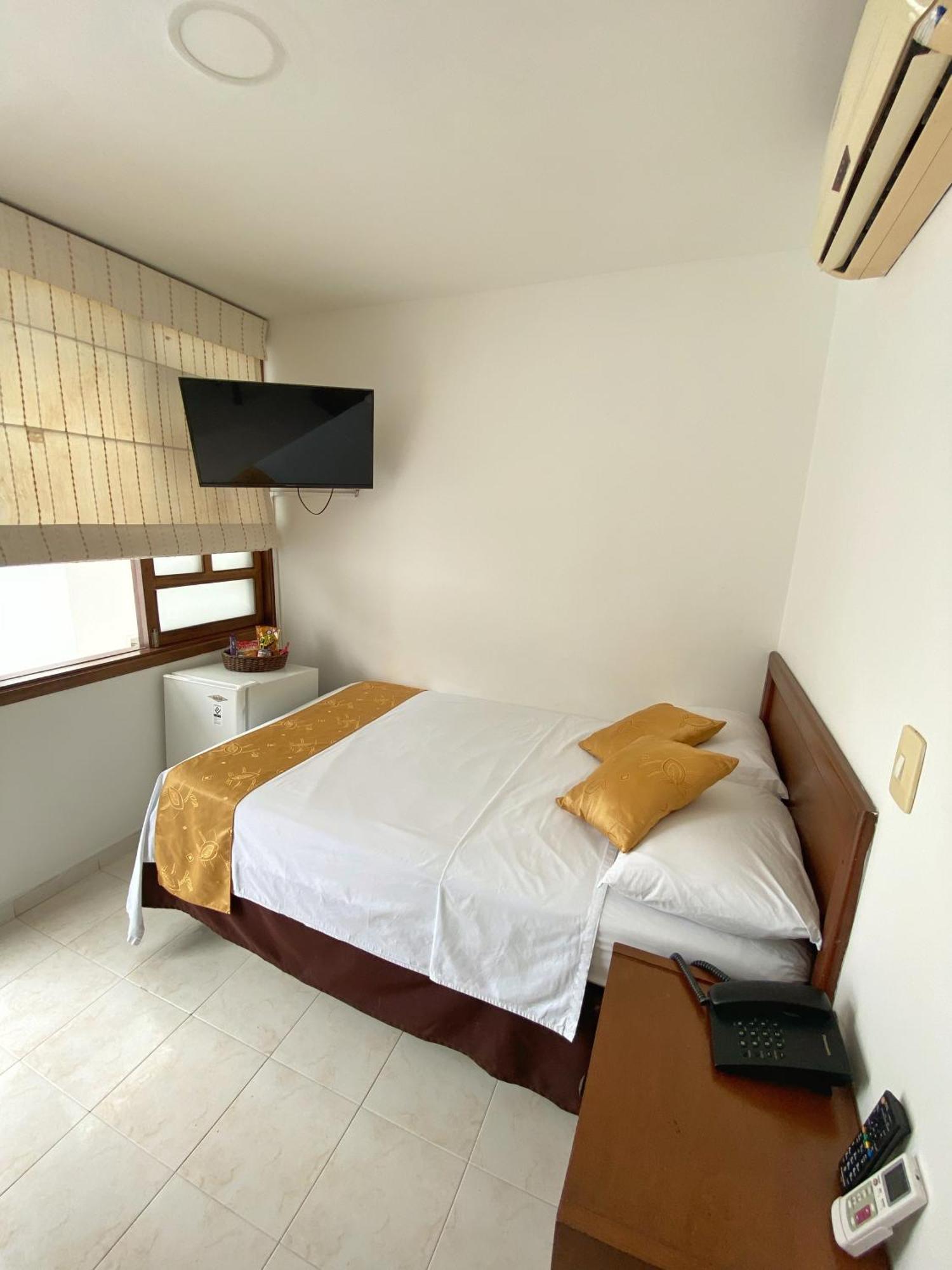 Hotel San Julian Buga Buitenkant foto